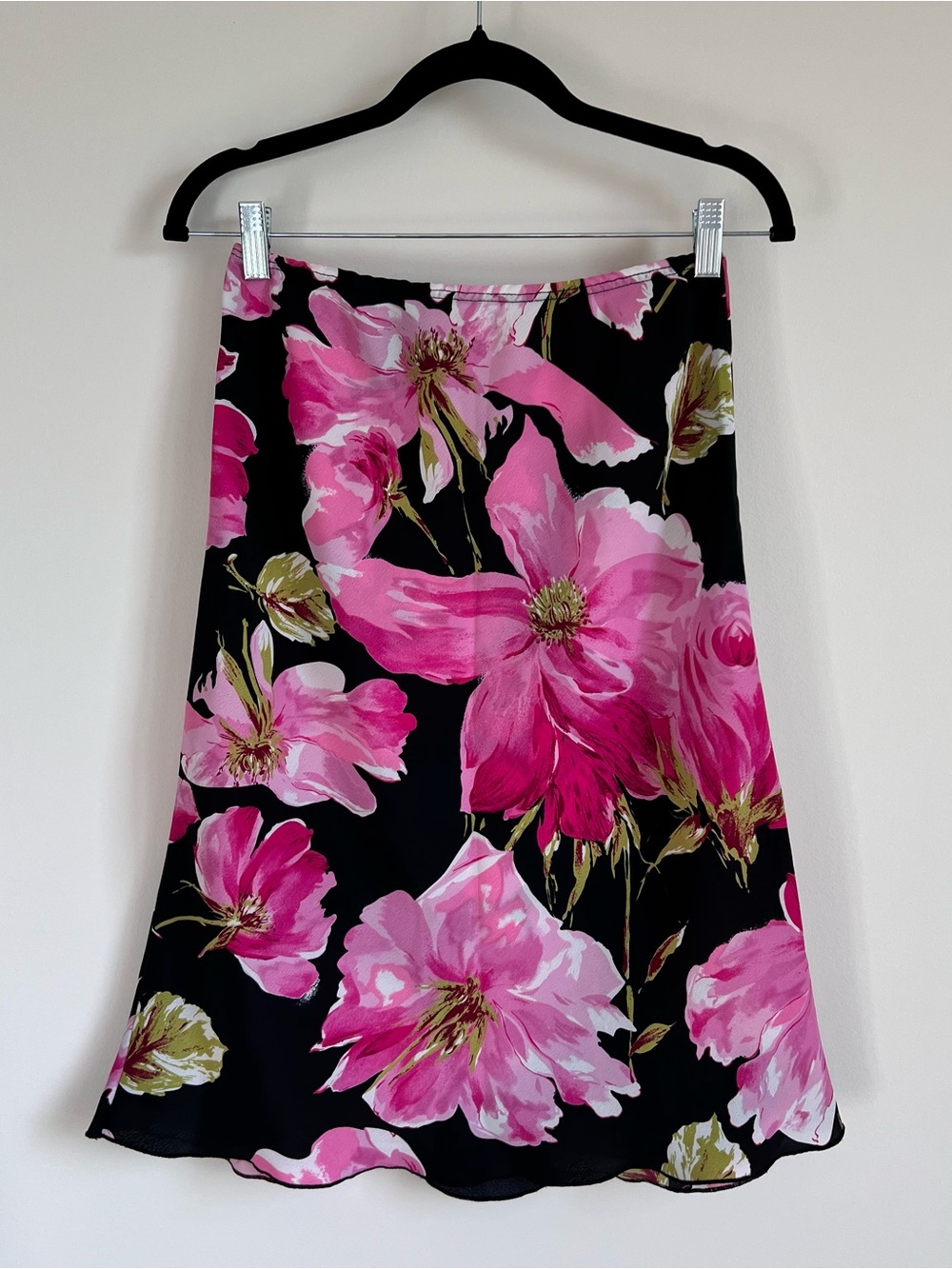 90s Whimsigoth Fairycore Dark Floral A-Line Skirt - Pink on Black